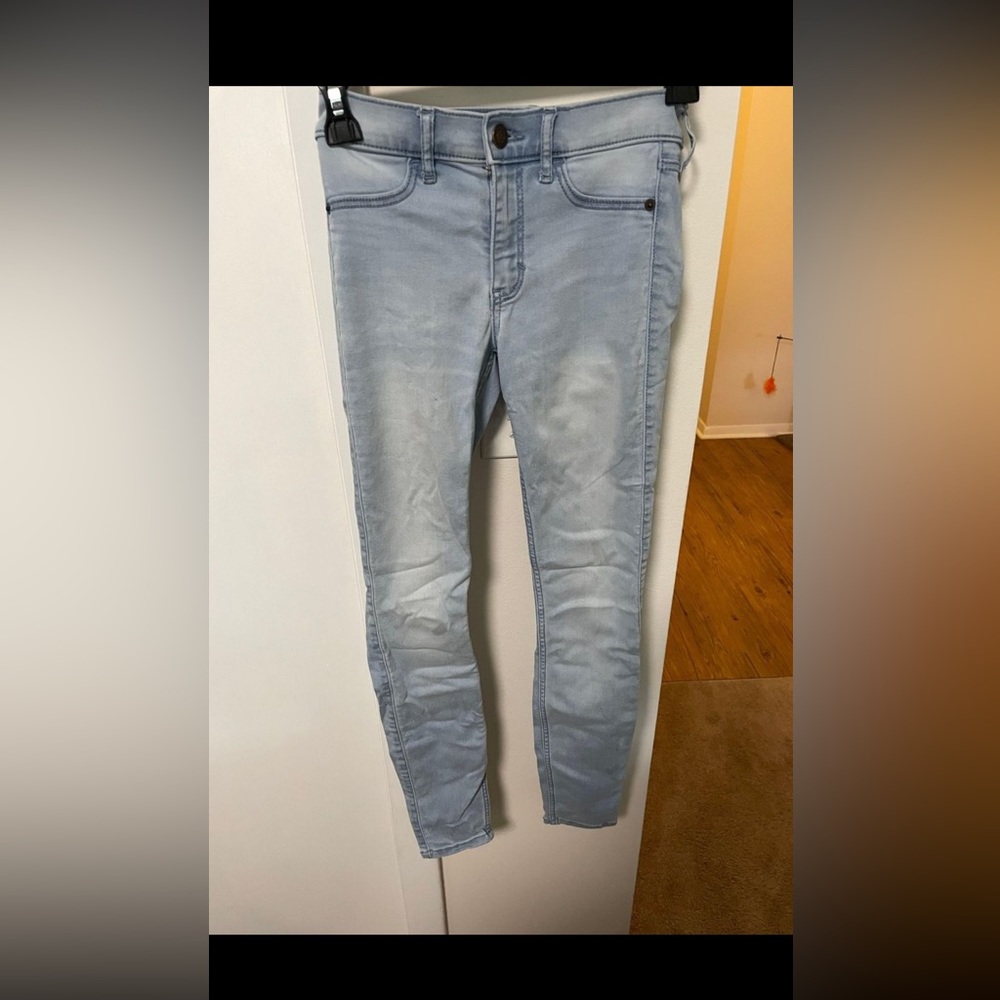 Abercrombie & Fitch Mid-Rise Jeans